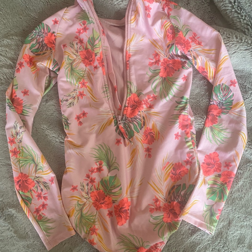 target flora beachy summer one piece swimsuit with zipper